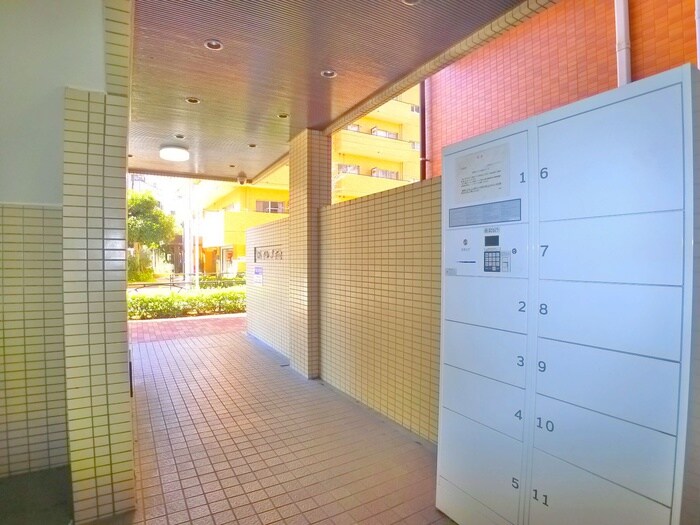 ロイヤルアヤセの物件外観写真