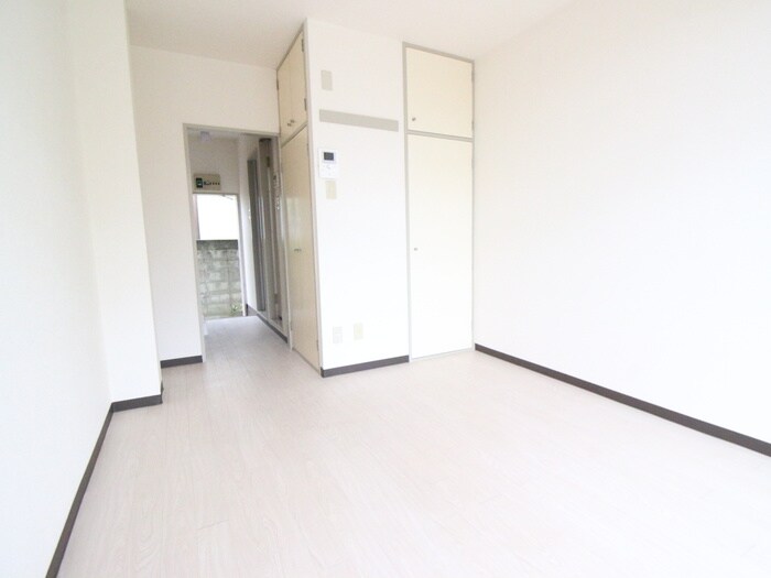 デ・エスポア湘南の物件内観写真