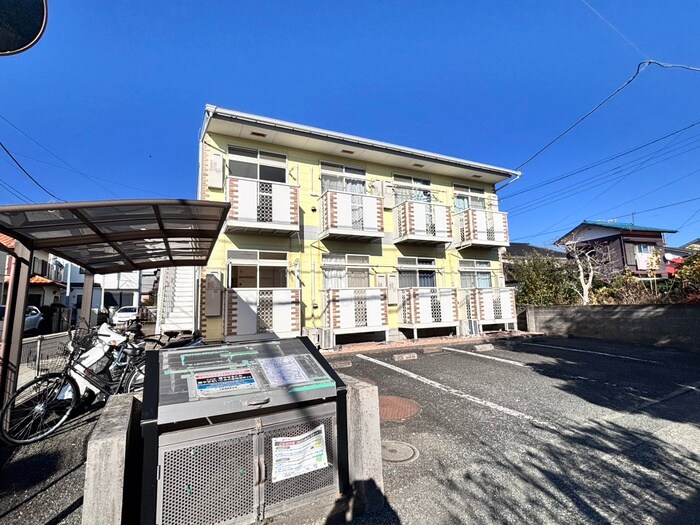 デ・エスポア湘南の物件外観写真