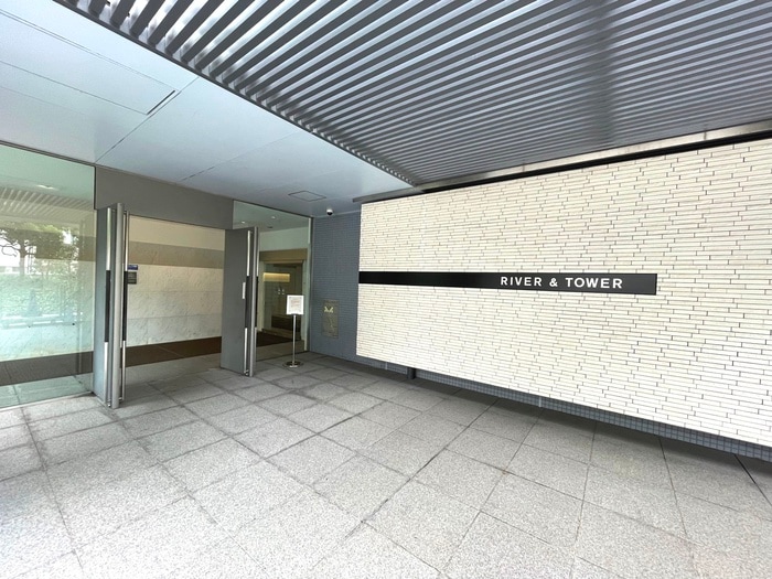 ﾘﾊﾞ-&ﾀﾜ-の物件外観写真