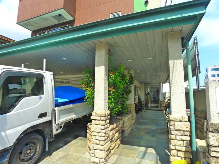 クレヴァ－ビル北綾瀬の物件外観写真