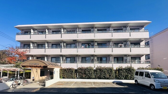 ジュネス仙川A棟の物件外観写真