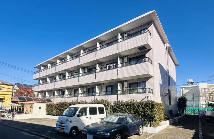 ジュネス仙川A棟の物件外観写真