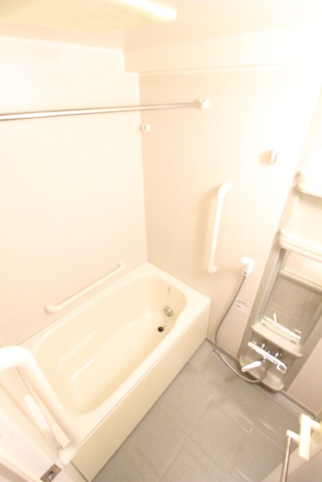 アーバンパーク市ケ尾の物件内観写真