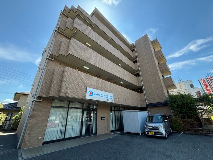 ジュネス・ドミール２０００の物件外観写真