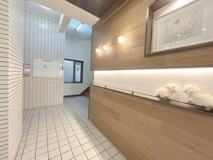 鴨下ビルの物件外観写真