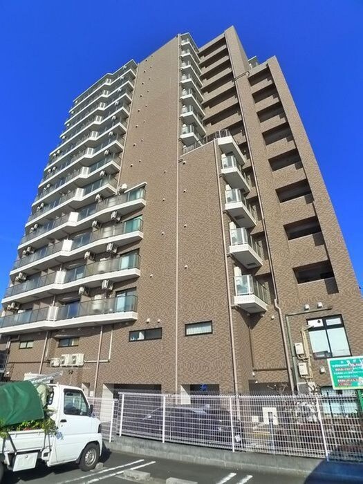 ﾗｸﾞｼﾞｭｱﾘｰｶﾞｰﾃﾞﾝ東松戸(906)の物件外観写真