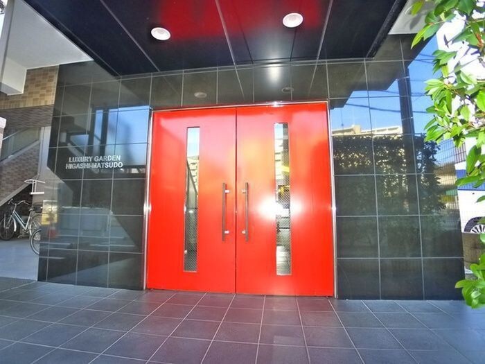 ﾗｸﾞｼﾞｭｱﾘｰｶﾞｰﾃﾞﾝ東松戸(906)の物件外観写真