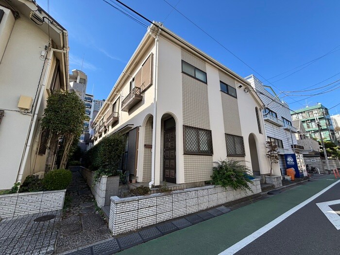 リュ・プラタンの物件外観写真