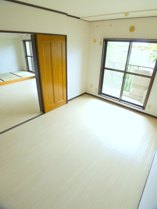 ドルフ・ヤマノウチ　Ｂ棟の物件内観写真