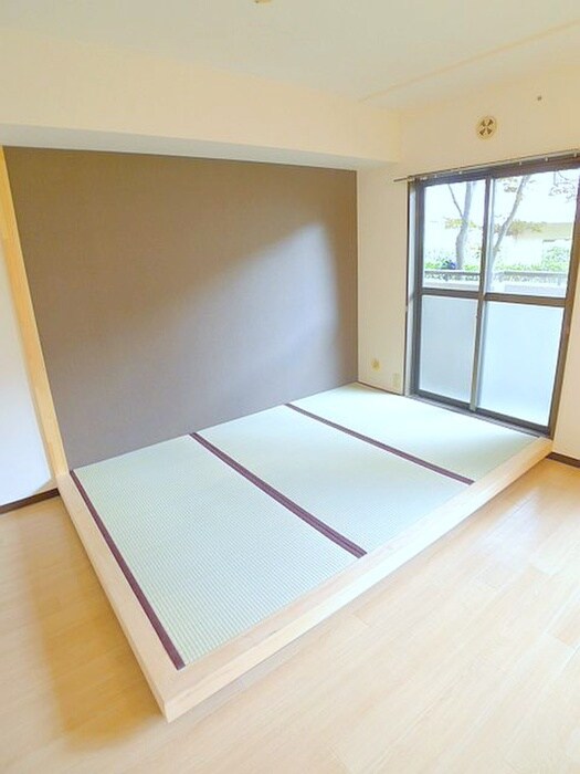 ドルフ・ヤマノウチ　Ｂ棟の物件内観写真