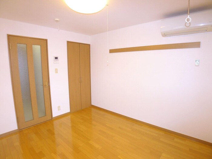ヴィラ東船橋の物件内観写真