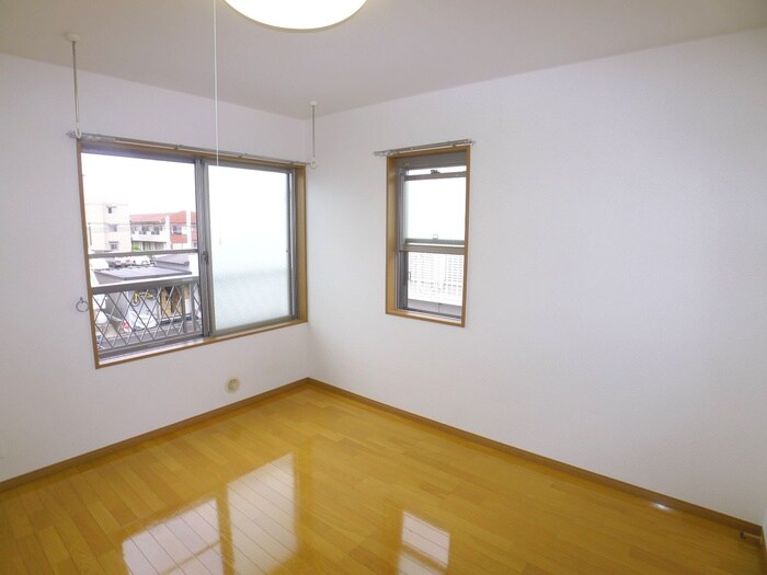 ヴィラ東船橋の物件内観写真