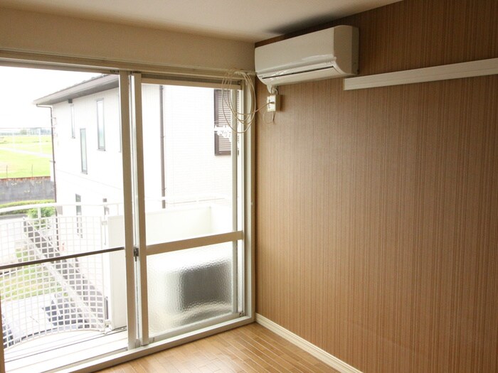 ホワイトペルテＣの物件内観写真