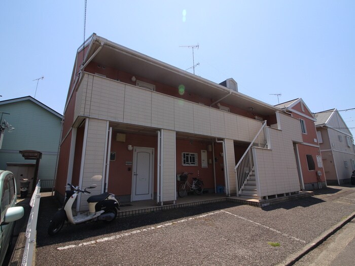 ホワイトペルテＣの物件外観写真