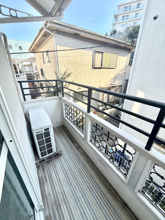 Ｍ＆Ｔ　ＣＯＵＲＴの物件内観写真