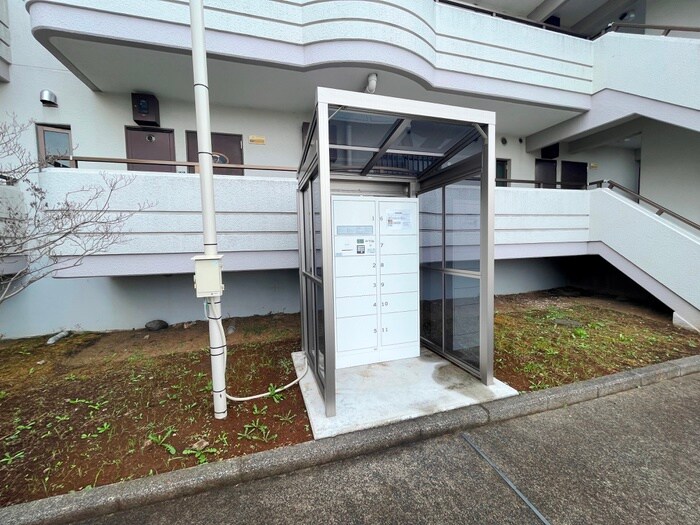 ドミ－ルいぶき野の物件外観写真