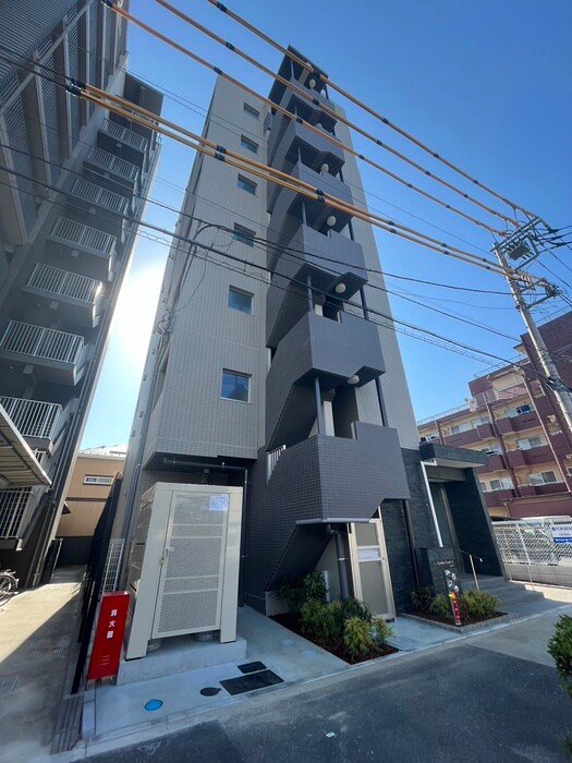 GARDEN COURT A　高島平の物件外観写真