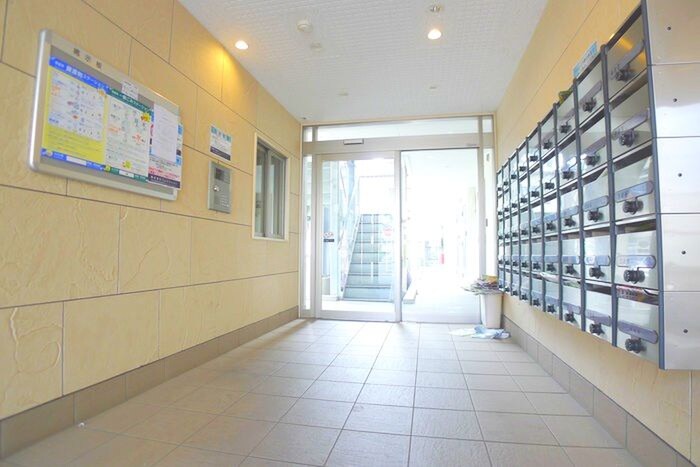 サマ　レジデンスの物件外観写真