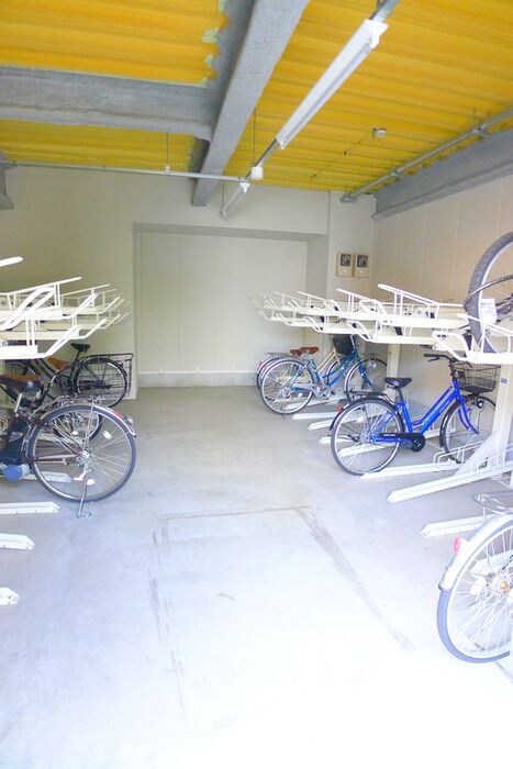 サマ　レジデンスの物件外観写真