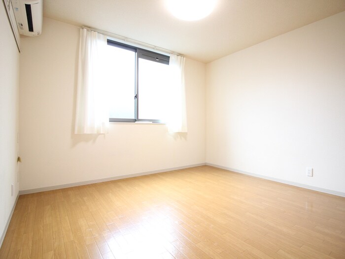 マルベリーの物件内観写真