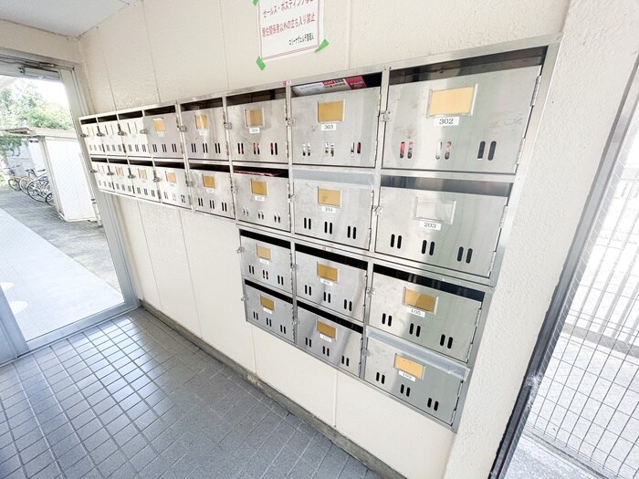 ＣＯＬＬＩＮＡ　ＶＥＲＤＥの物件外観写真