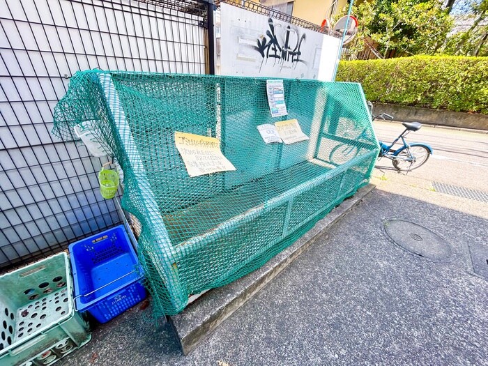 ＣＯＬＬＩＮＡ　ＶＥＲＤＥの物件外観写真