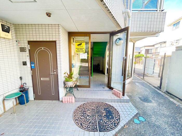 ＣＯＬＬＩＮＡ　ＶＥＲＤＥの物件外観写真