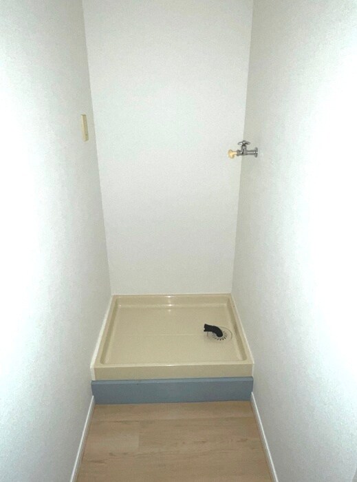 ＣＯＬＬＩＮＡ　ＶＥＲＤＥの物件内観写真