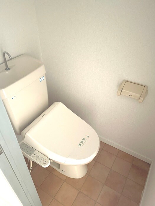 ＣＯＬＬＩＮＡ　ＶＥＲＤＥの物件内観写真