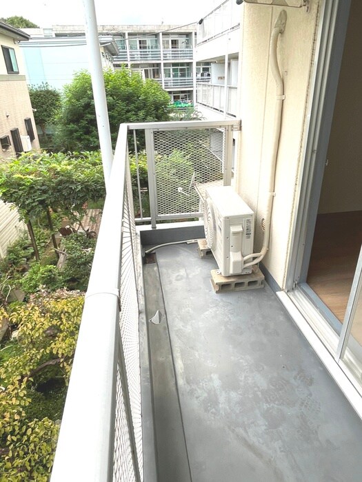 ＣＯＬＬＩＮＡ　ＶＥＲＤＥの物件内観写真