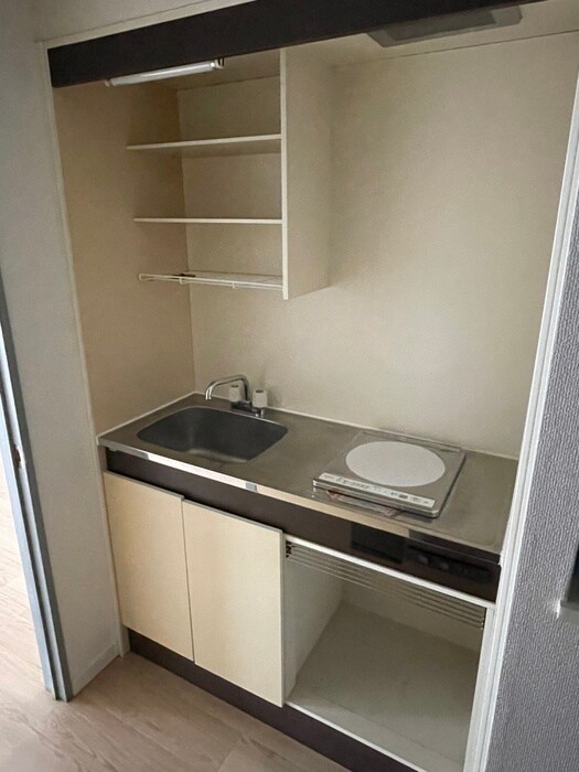 ＣＯＬＬＩＮＡ　ＶＥＲＤＥの物件内観写真