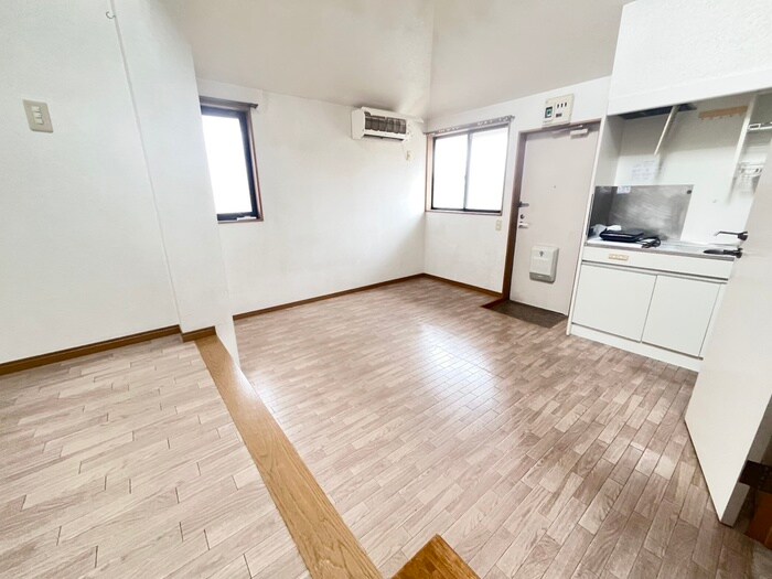 イル・コロ－レの物件内観写真