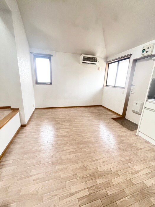 イル・コロ－レの物件内観写真