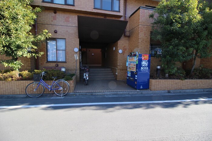 三高・サンスクエアの物件外観写真