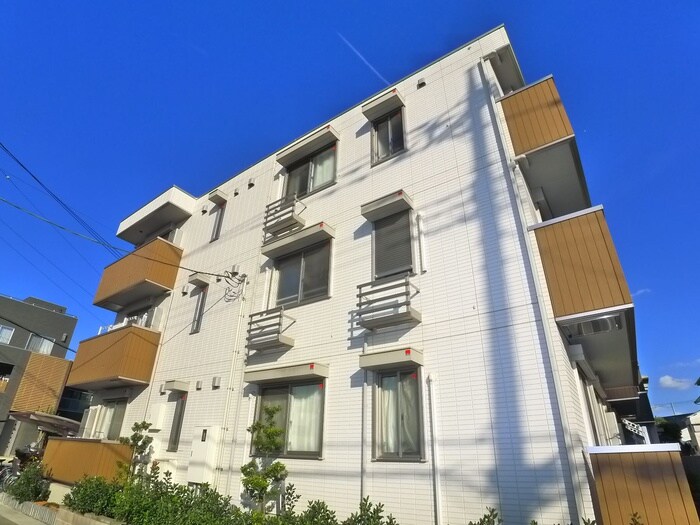 オークリーフ三郷Ａの物件外観写真