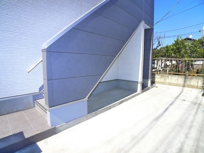 ワンダースペースの物件外観写真