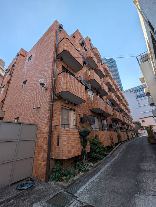 カルム赤坂(109)の物件外観写真