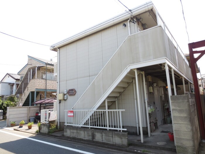 サンライズ・シックスの物件外観写真