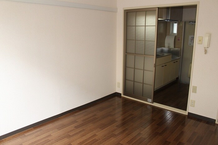 サンライズ・シックスの物件内観写真