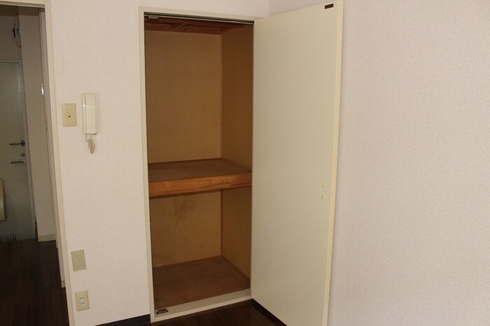 サンライズ・シックスの物件内観写真