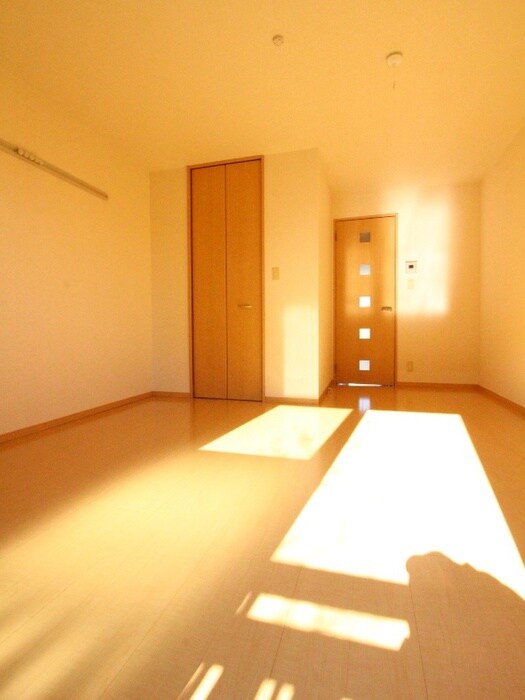 ルインズ・イン・マルヤマＡの物件内観写真