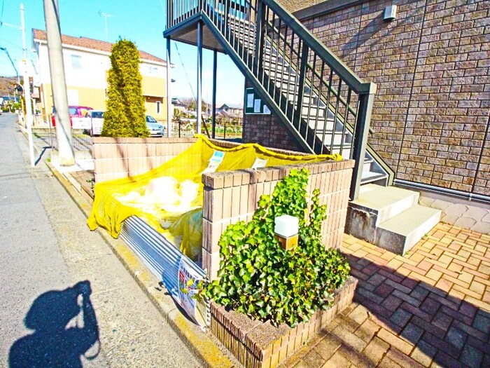 ルインズ・イン・マルヤマＡの物件外観写真