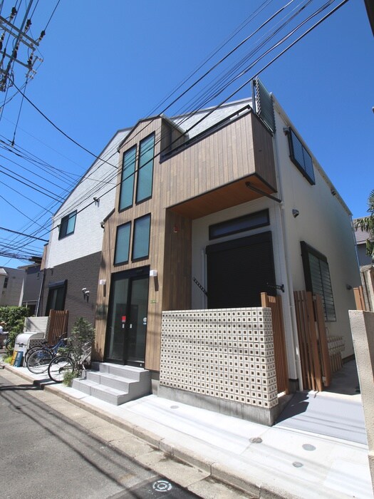 レジェンド駒沢の物件外観写真