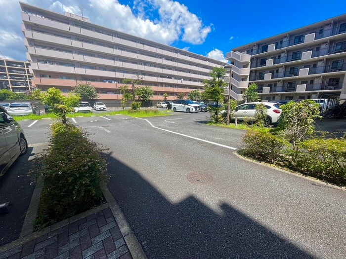 ｵｰｷｯﾄﾞﾚｼﾞﾃﾞﾝｽ港北綱島ｳｴｽﾄの物件外観写真