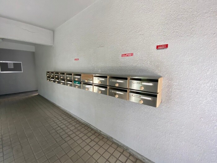 アメニティ高松の物件外観写真