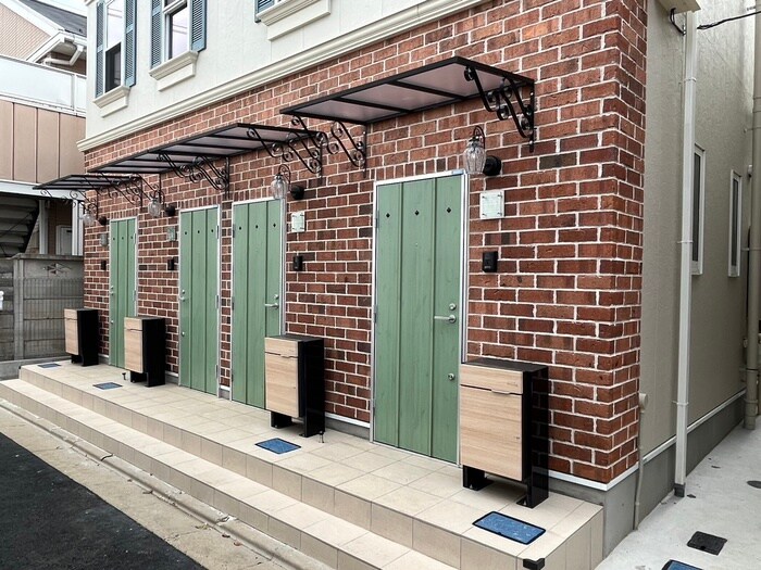 プリマテラス小茂根壱番館の物件外観写真