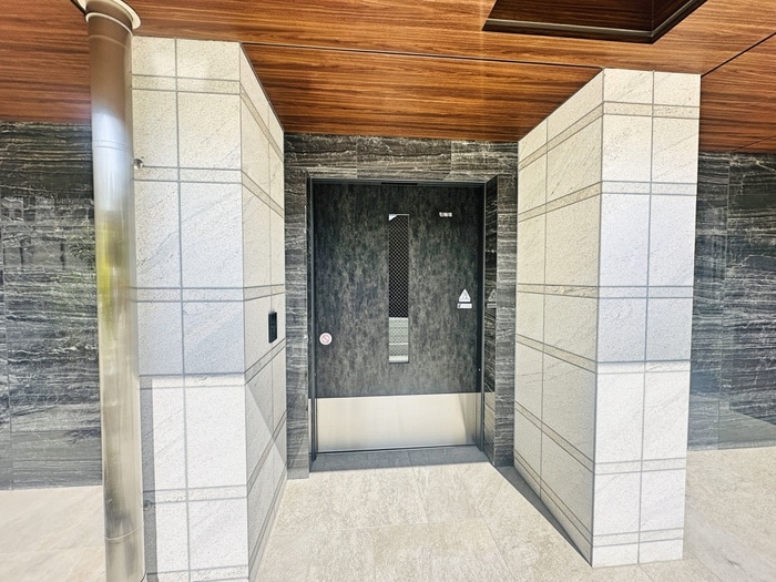 ﾘﾋﾞｵﾒｿﾞﾝ日本橋浜町公園の物件外観写真