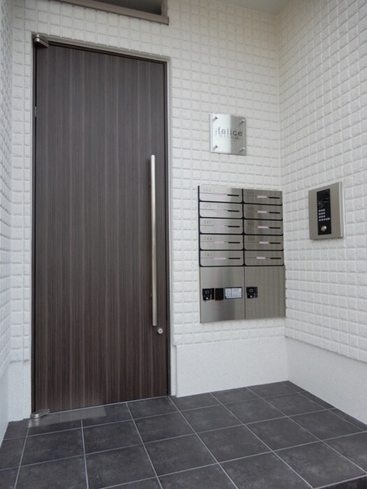 フェリーチェ川口元郷Ａ棟の物件外観写真