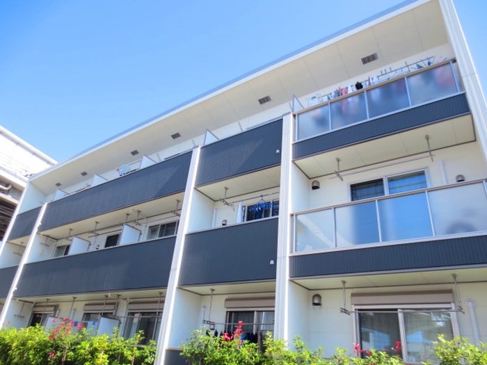 メルヴェーユ・セゾンの物件外観写真